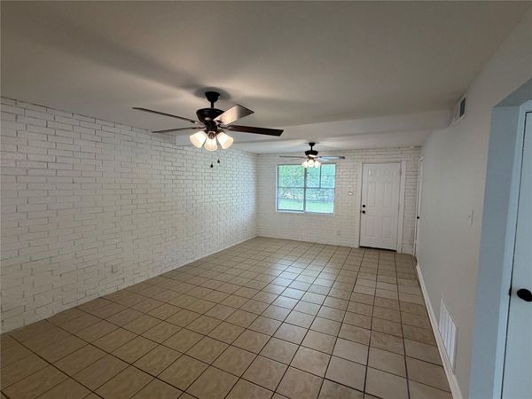 401 Branch ST , Taylor, TX 76574