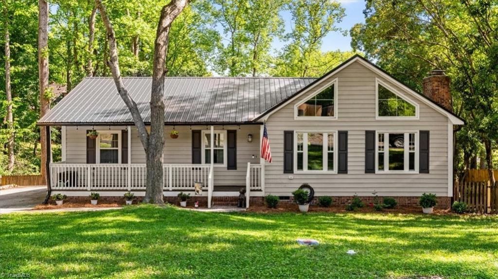 109 Brookleigh Court, Trinity, NC 27370 Main Photo