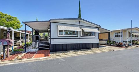 4237 Pinewood St, Rocklin, CA 95650 Photo