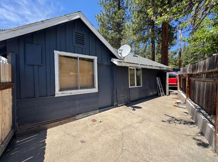 217 Chipmunk St, Kings Beach, CA 96143 Photo