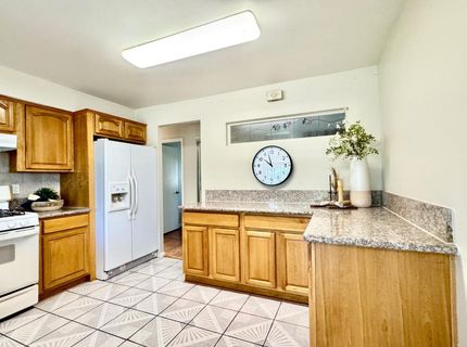 3214-brampton N Trentwood Way, Sacramento, CA 95822 Photo