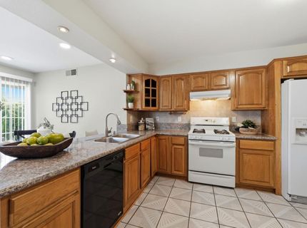 3214 Trentwood Way, Sacramento, CA 95822 Photo