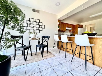 3214-brampton N Trentwood Way, Sacramento, CA 95822 Photo