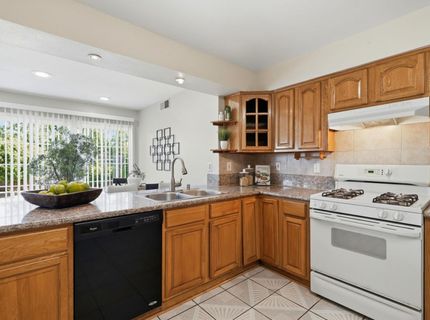 3214 Trentwood Way, Sacramento, CA 95822 Photo