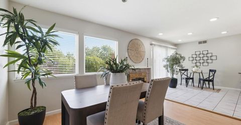 3214 Trentwood Way, Sacramento, CA 95822 Photo