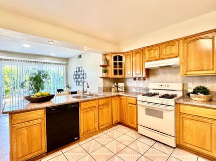 3214-brampton N Trentwood Way, Sacramento, CA 95822 Photo