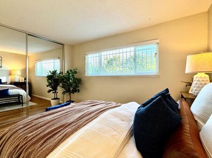3214-brampton N Trentwood Way, Sacramento, CA 95822 Photo