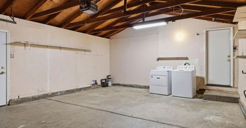 3214 Trentwood Way, Sacramento, CA 95822 Photo