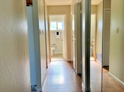 3214-brampton N Trentwood Way, Sacramento, CA 95822 Photo