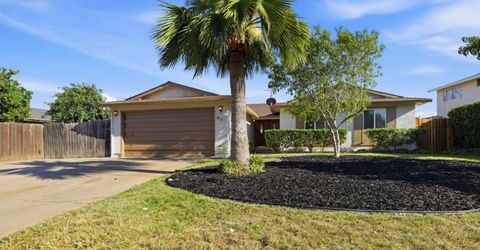 3214 Trentwood Way, Sacramento, CA 95822 Photo
