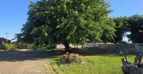 5206 E Jahant Rd, Acampo, CA 95632 Photo