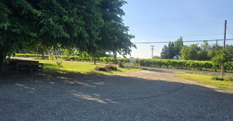 5206 E Jahant Rd, Acampo, CA 95632 Photo