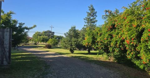 5206 E Jahant Rd, Acampo, CA 95632 Photo