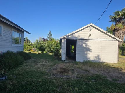 5206 E Jahant Rd, Acampo, CA 95632 Photo