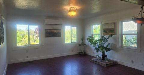 5206 E Jahant Rd, Acampo, CA 95632 Photo