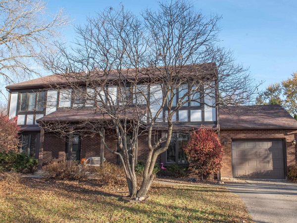 5318-5320 Manitowoc Parkway, Madison, WI 53705