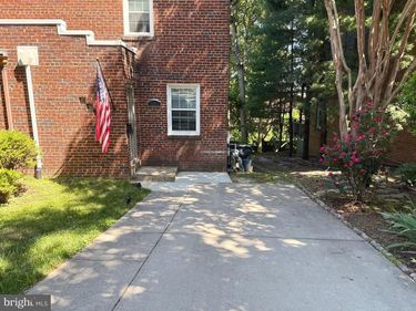 1601 N COLONIAL TERRACE, ARLINGTON, VA 22209