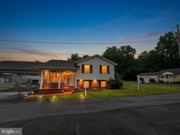 4 S ALTAMONT AVENUE , THURMONT, MD 21788