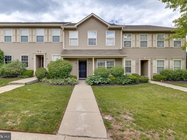 34 FOXGLOVE DRIVE , DELRAN, NJ 08075