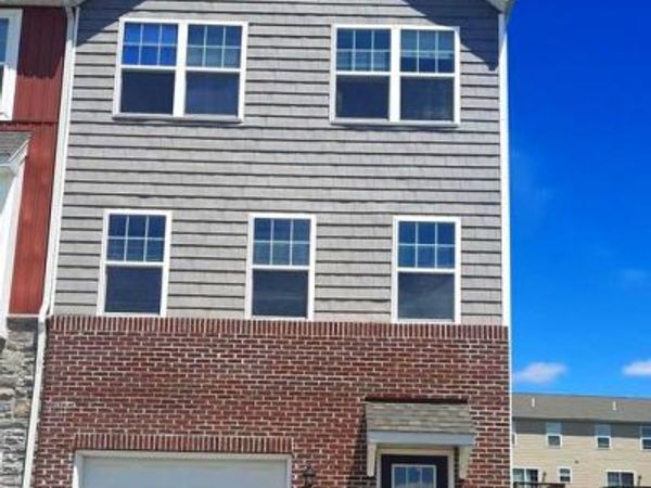 829 SCHOONER LANE , MECHANICSBURG, PA 17050