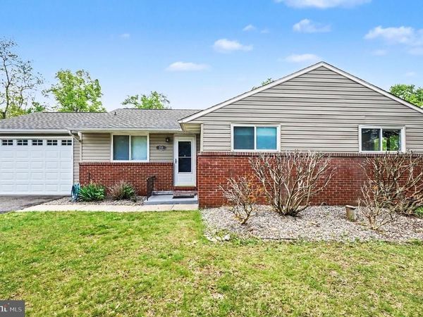 201 MOUNTAIN ROAD, FALLSTON, MD 21047