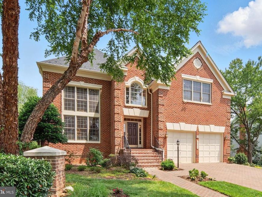 6211 Yorkshire Terrace , Bethesda, MD 20814 Main Photo