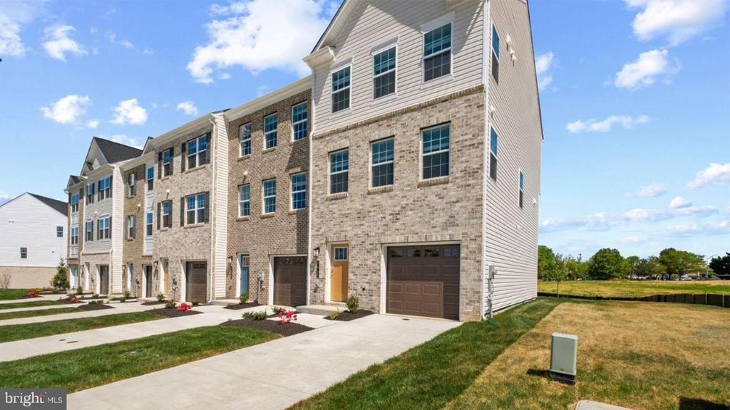 7528 Silver Thread Way , Brandywine, MD 20613 Main Photo
