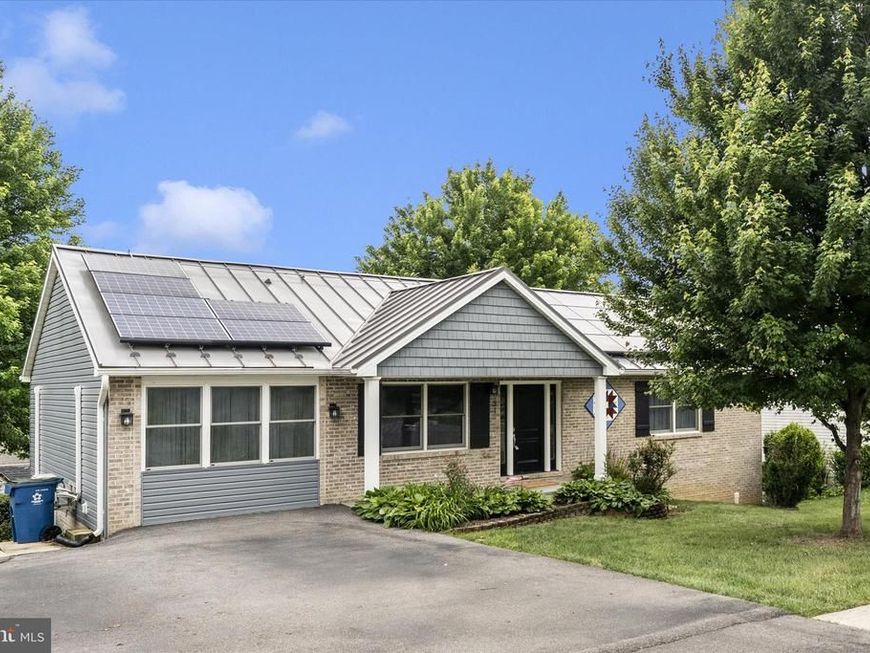31 Amanda Drive, Smithsburg, MD 21783 Main Photo