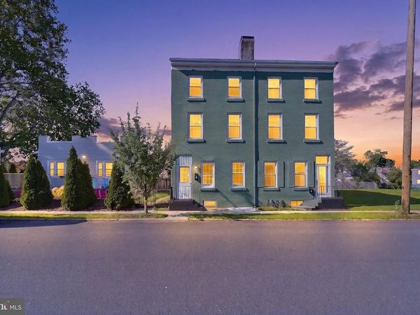 26 W 2ND STREET , FLORENCE, NJ 08518