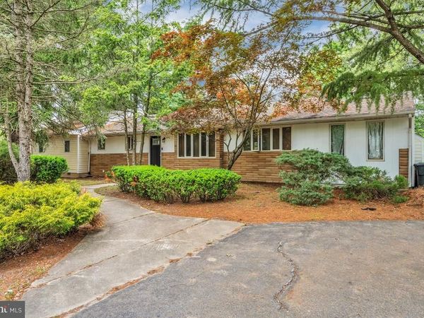 3 SOUTHGATE DRIVE, VOORHEES, NJ 08043