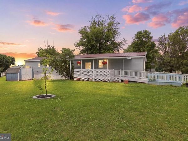 53 SHERILL DRIVE, NEW OXFORD, PA 17350