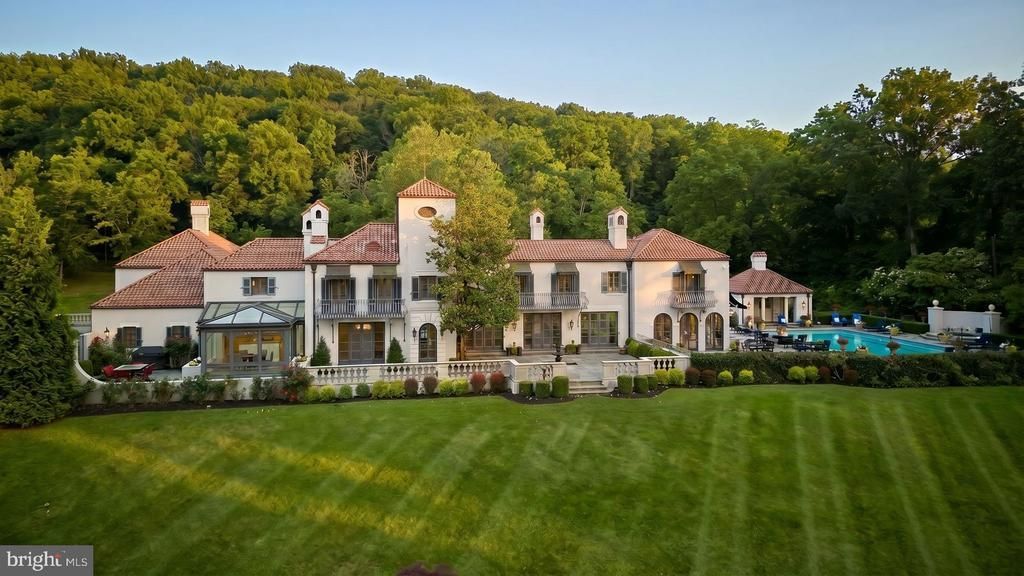 3052 RIVER ROAD, NEW HOPE, PA 18938