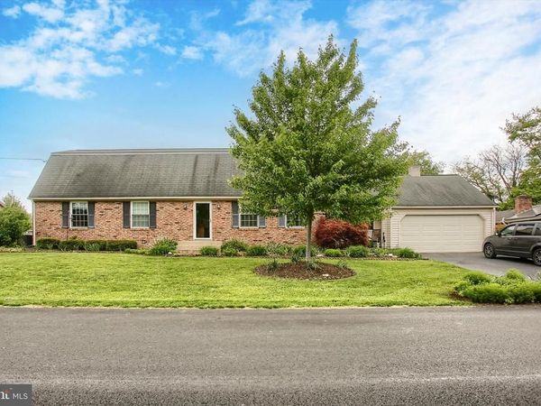 14 BROADMOOR DRIVE , MECHANICSBURG, PA 17055