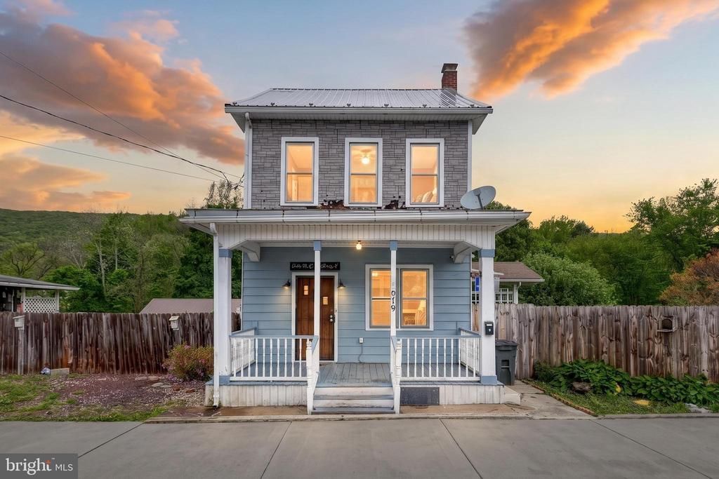 619 NORTH STREET, LYKENS, PA 17048
