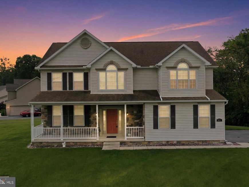 1671 Raven Drive N , Unit 153, Chambersburg, PA 17202 Main Photo