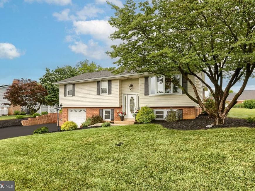 1824 Rhoda Avenue, Mount Joy, PA 17552 Main Photo