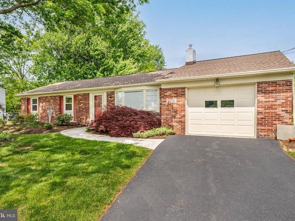 3307 WINDSOR DRIVE , NORRISTOWN, PA 19403