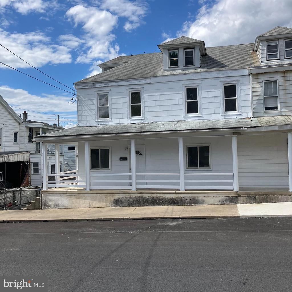 335 W 6TH STREET, MOUNT CARMEL, PA 17851