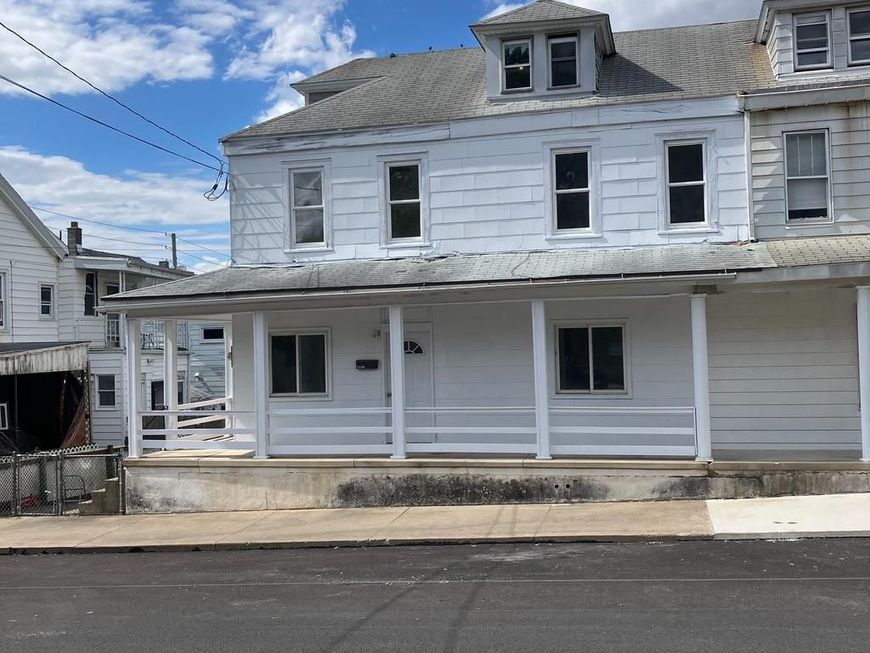 335 W 6th Street , Mount Carmel, PA 17851 Main Photo