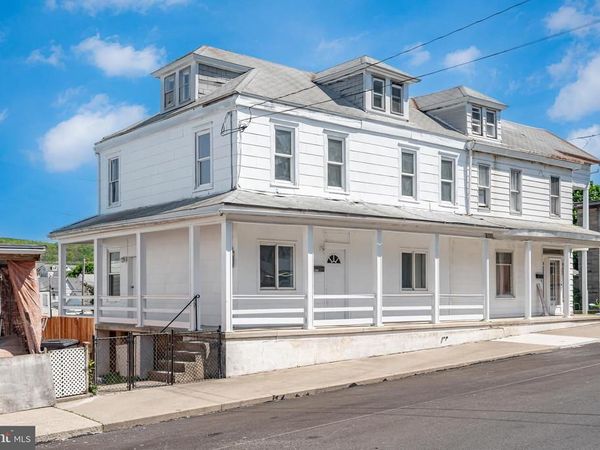 335 W 6TH STREET, MOUNT CARMEL, PA 17851