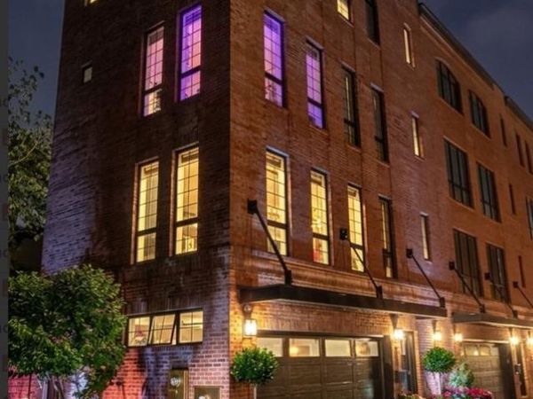 2431 INNOVATOR WAY, Unit B8, PHILADELPHIA, PA 19146
