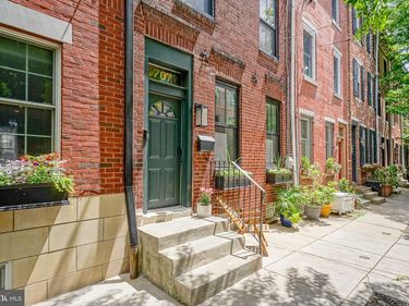 707 S 17TH STREET, PHILADELPHIA, PA 19146