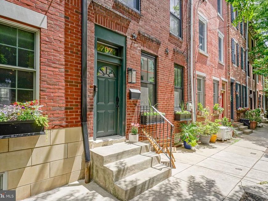 707 S 17th Street, Philadelphia, PA 19146 Main Photo
