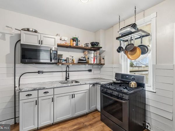 1322 N HOBART STREET, PHILADELPHIA, PA 19131