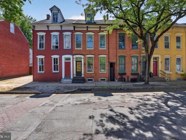 124 S NEWBERRY STREET , YORK, PA 17401