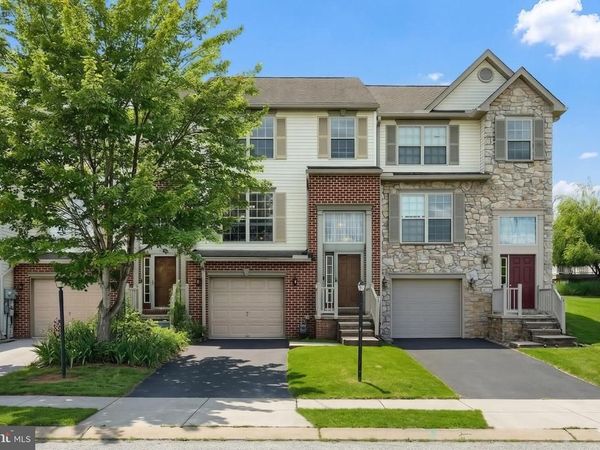 95 COLONIAL DRIVE, HANOVER, PA 17331