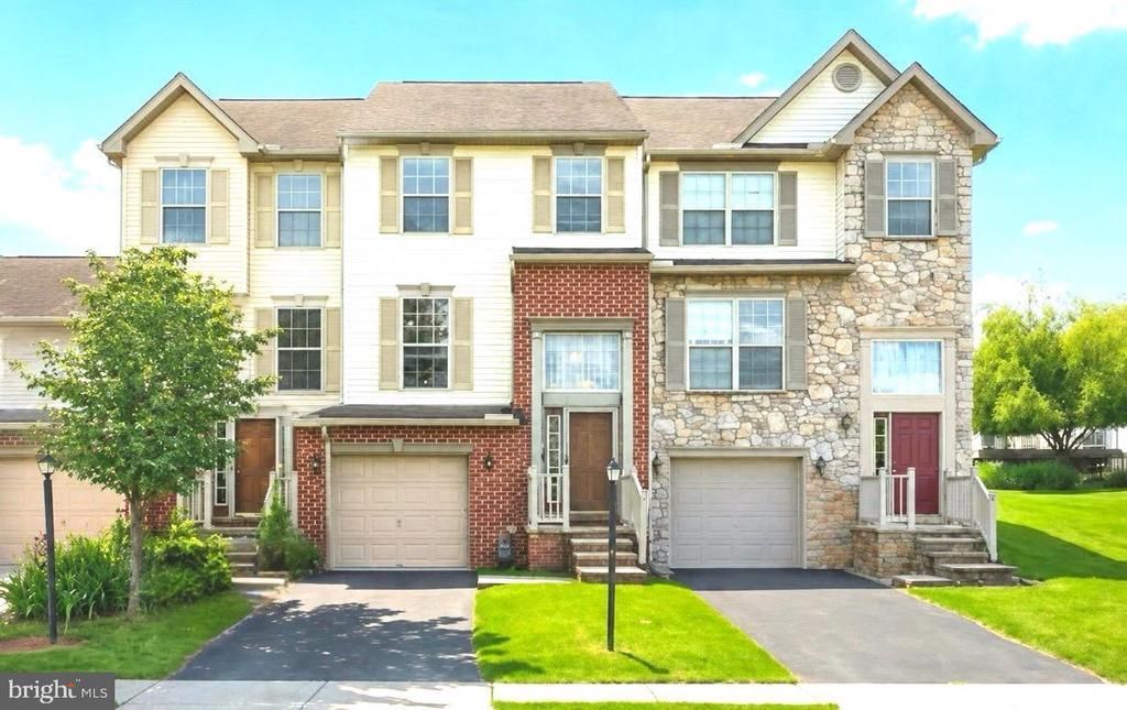 95 COLONIAL DRIVE, HANOVER, PA 17331