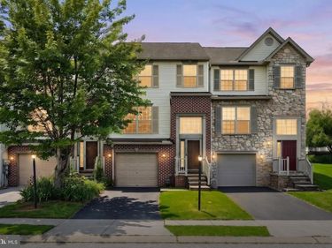 95 COLONIAL DRIVE, HANOVER, PA 17331