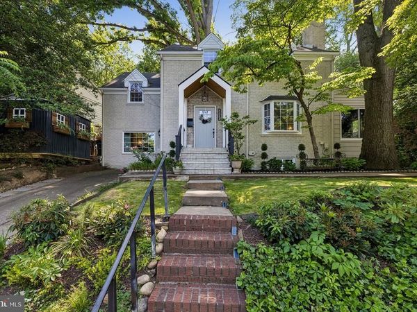 2700 S GRANT STREET, ARLINGTON, VA 22202