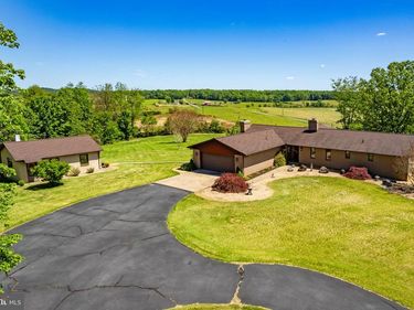 15669 OAKLAND ROAD, REVA, VA 22735